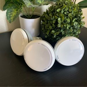 3x Philips hue br30 bulbs